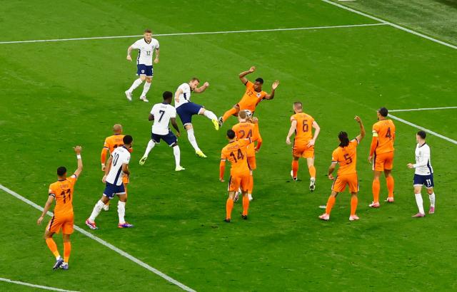 鲸鱼直播体育-英格兰获点引争议 英名宿&amp;专家：不该判点球