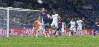 1629670431739029597.gif 639.gif